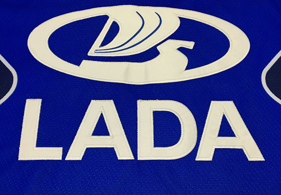Анатомический крой ХК "Лада" аппликация вышивкой