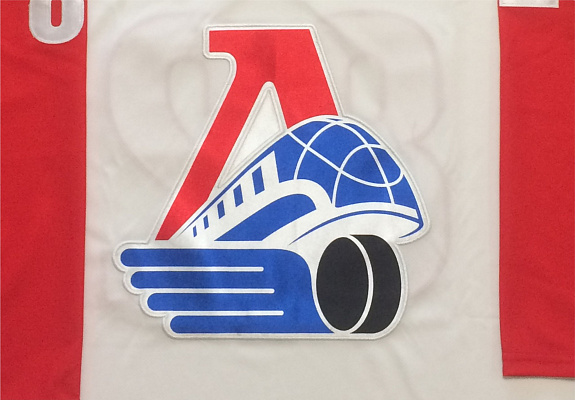 Профессиональный, аппликация вышивкой (М602)