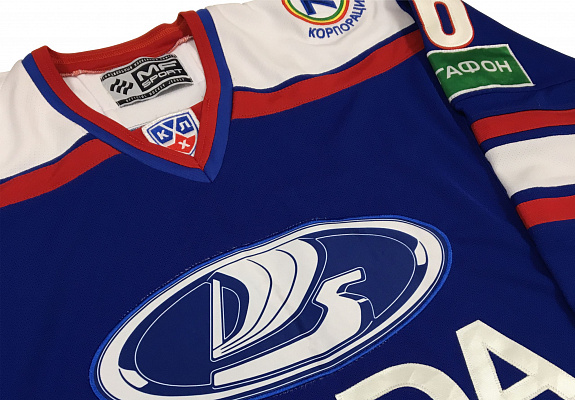 Шапка флисовая, четырёхклинка с вышивкой