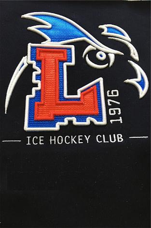 Панно аппликация вышивкой 30х30 см.